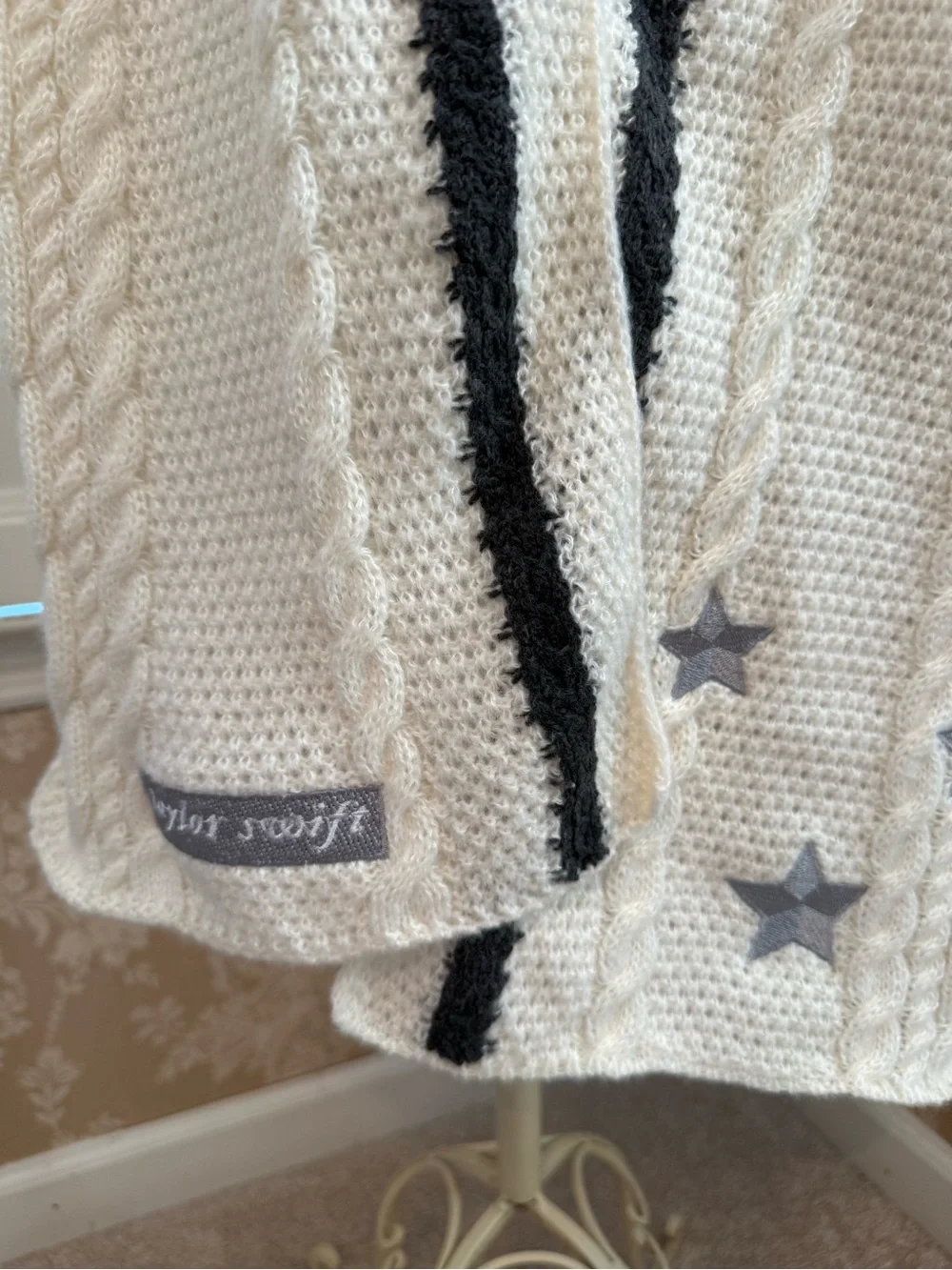 Taylor Swift Cream Knit folklore cable scarf